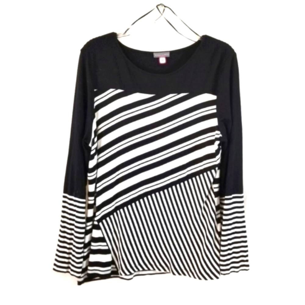 VINCE CAMUTO TUNIC